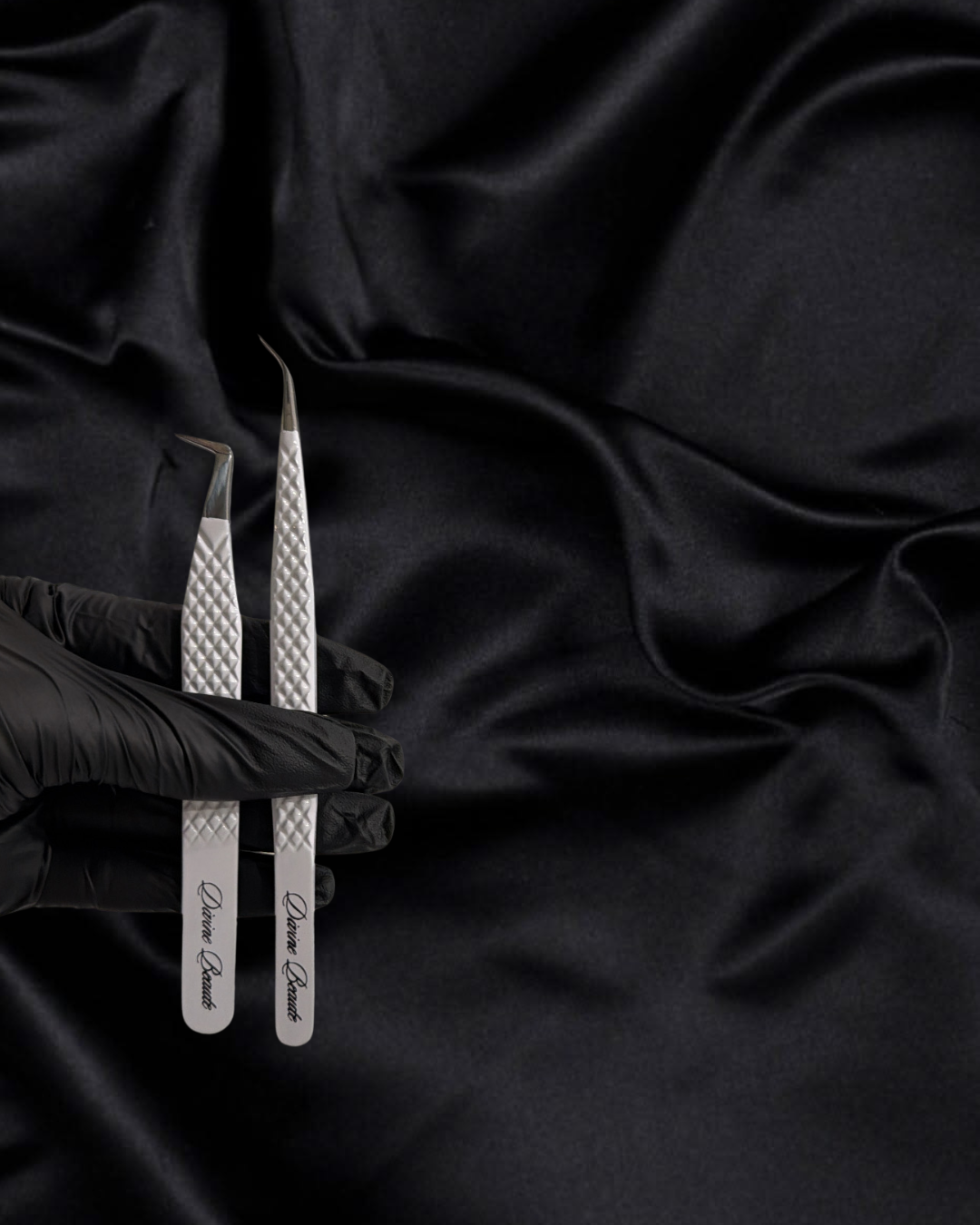 White Tweezers